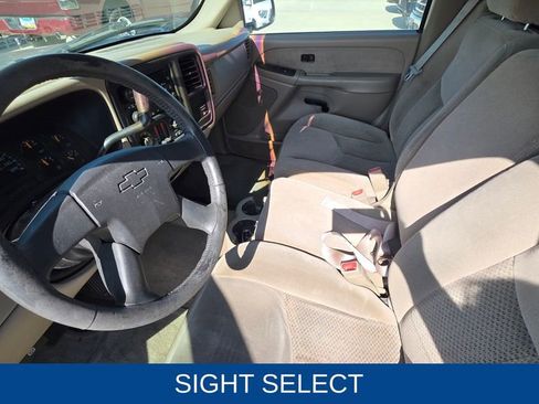 Used 2003 Chevrolet Silverado 1500 LS RWD image 12