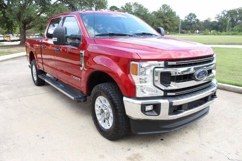 Used 2021 Ford F250 XLT w/ XLT Value Package AWD/4WD image 4