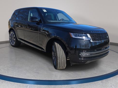 New 2026 Land Rover Range Rover SE AWD/4WD image 3
