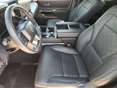 Certified 2025 Toyota Tundra Limited AWD/4WD image 15
