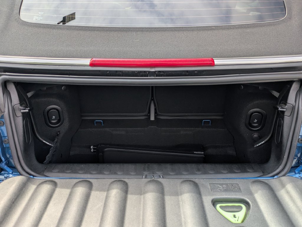 Used 2022 MINI Cooper Convertible FWD image 17