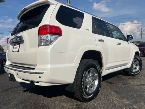 Used 2013 Toyota 4Runner SR5 image 14