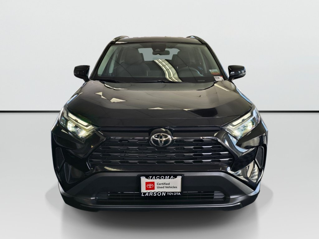 Certified 2025 Toyota RAV4 XLE FWD image 8