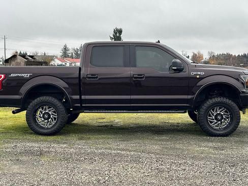 Used 2018 Ford F150 XLT w/ Equipment Group 302A Luxury image 3