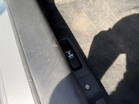 Used 2017 Honda Accord Sport image 16