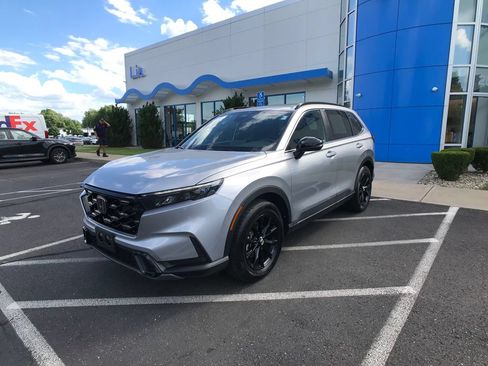 Used 2024 Honda CR-V Sport image 3