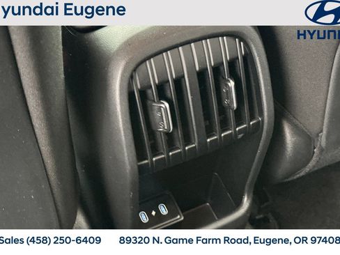 Used 2024 Hyundai Kona SEL image 17
