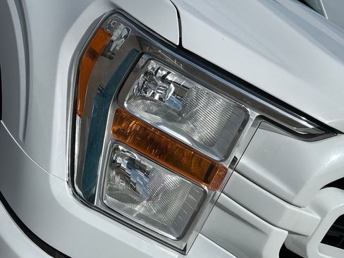 Used 2023 Ford F150 XLT w/ XTR Package image 28