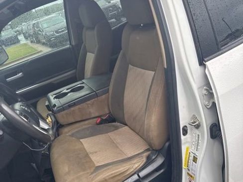 Used 2014 Toyota Tundra SR5 AWD/4WD image 8