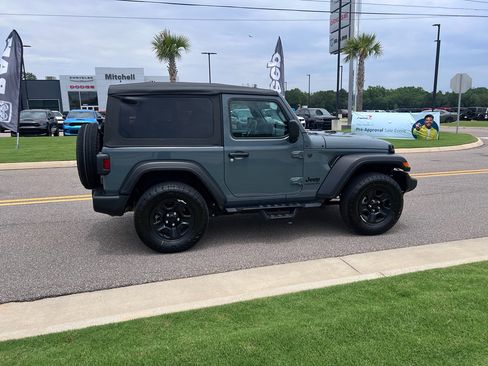 Certified 2026 Jeep Wrangler Sport AWD/4WD image 4