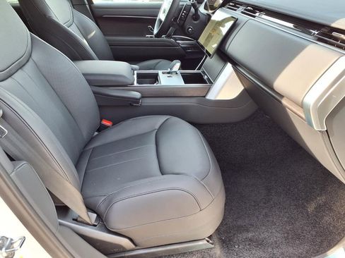 New 2026 Land Rover Range Rover Long Wheelbase SE AWD/4WD image 7
