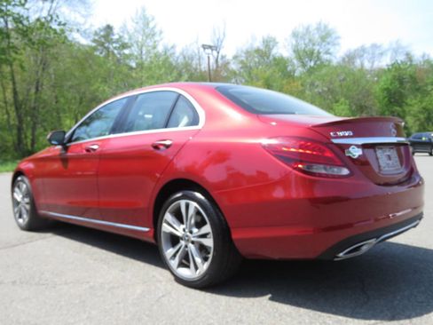 Used 2018 Mercedes-Benz C 300 4MATIC Sedan image 7