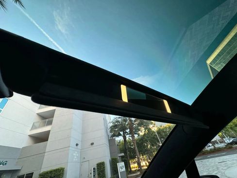 Used 2021 Tesla Model X Long Range image 40