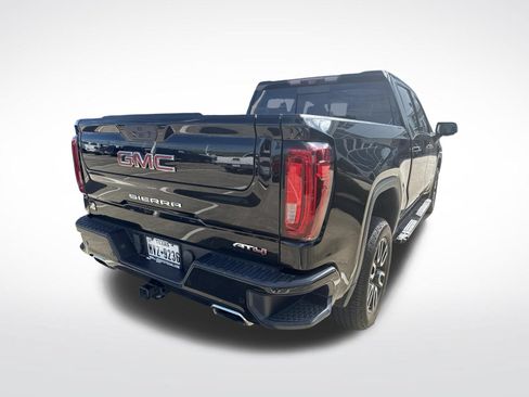 Used 2020 GMC Sierra 1500 AT4 w/ AT4 Premium Package AWD/4WD image 9
