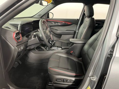 Certified 2025 Chevrolet TrailBlazer RS w/ Convenience Package FWD image 21