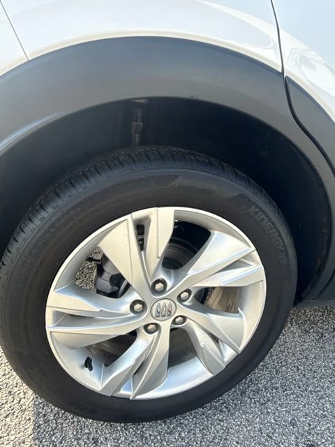 Used 2025 Buick Encore GX Preferred FWD image 11