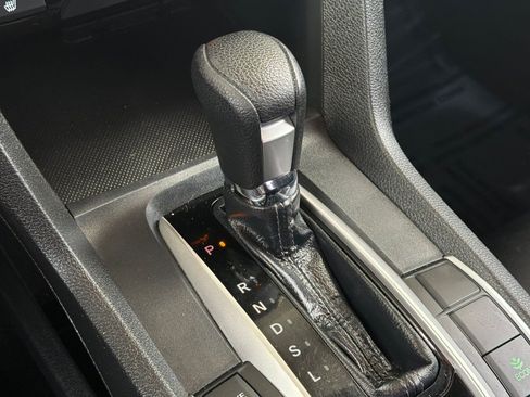 Used 2017 Honda Civic EX-T image 22