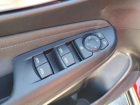 New 2026 Buick Envista Sport Touring image 17