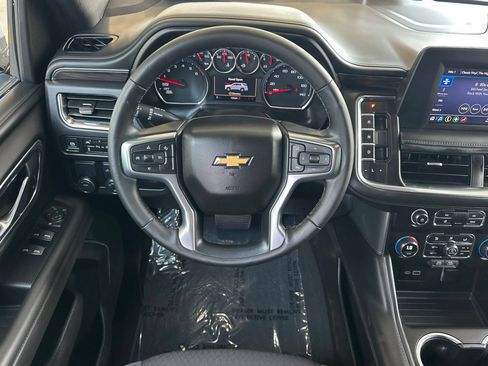 Used 2024 Chevrolet Tahoe LS RWD image 17