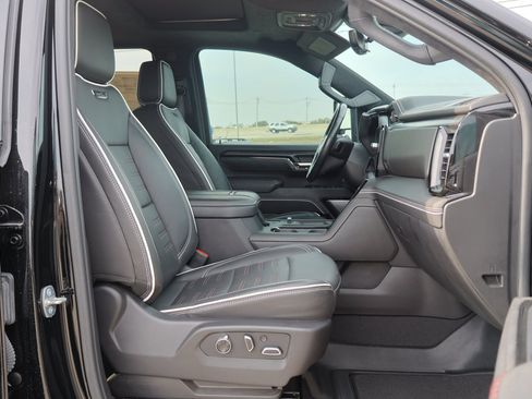 Used 2024 GMC Sierra 2500 AT4X image 54