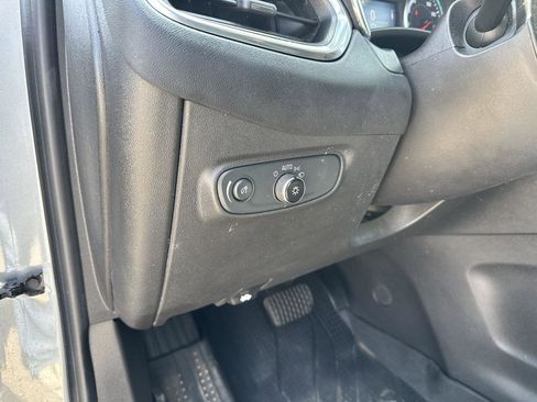 Used 2024 Chevrolet Equinox LT image 21