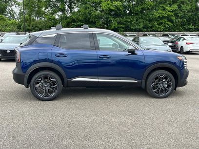 New 2025 Nissan Kicks SR
