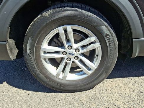 Used 2021 Ford Explorer XLT w/ Equipment Group 202A image 34