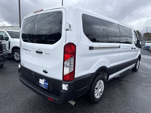 Used 2023 Ford Transit 350 XLT image 7