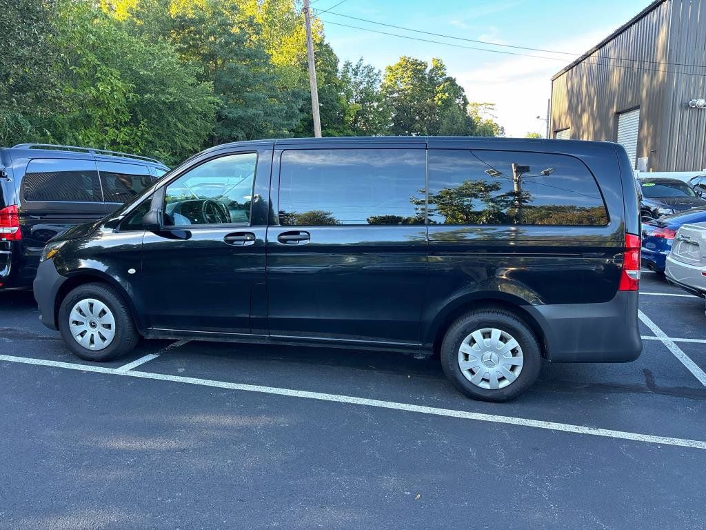 Used 2023 Mercedes-Benz Metris Passenger image 31