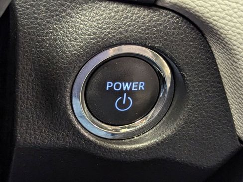 Used 2023 Toyota RAV4 XLE Premium image 32