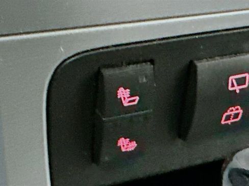 Used 2009 GMC Acadia SLT w/ Technology Package image 21