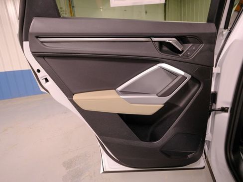 Used 2025 Audi Q3 2.0T Premium image 26