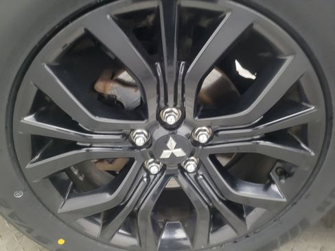 Used 2019 Mitsubishi Outlander Sport LE FWD image 31