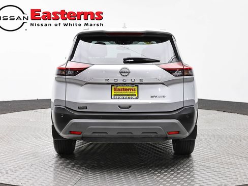 Used 2023 Nissan Rogue SV AWD/4WD image 6