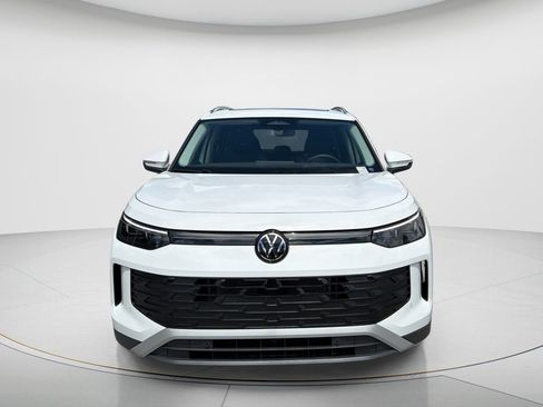 New 2026 Volkswagen Tiguan SE AWD/4WD image 8