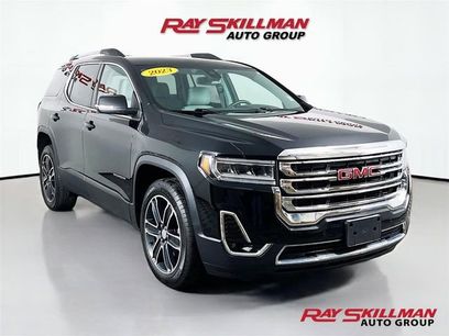 Used 2023 GMC Acadia SLT w/ Preferred Package