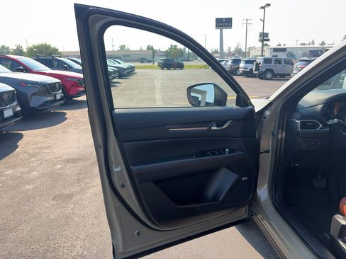 Used 2024 MAZDA CX-5 Carbon Edition AWD/4WD image 10