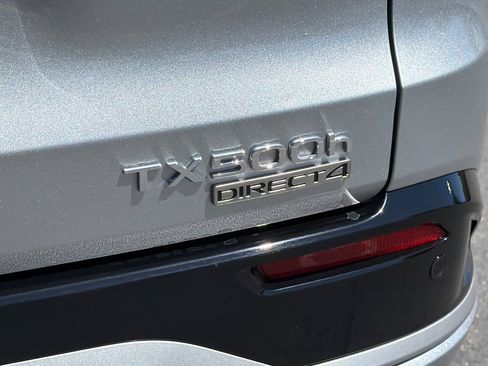 Used 2025 Lexus TX 500h AWD w/ Technology Package image 38