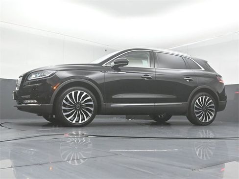 Certified 2022 Lincoln Nautilus Black Label w/ Class II Trailer Tow Package image 35