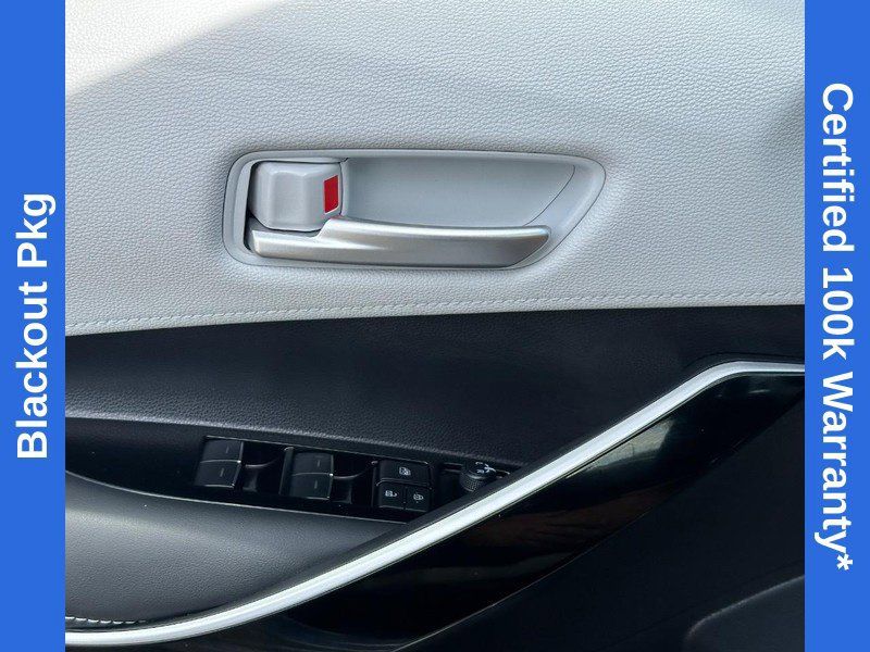 Used 2025 Toyota Corolla XSE FWD image 25