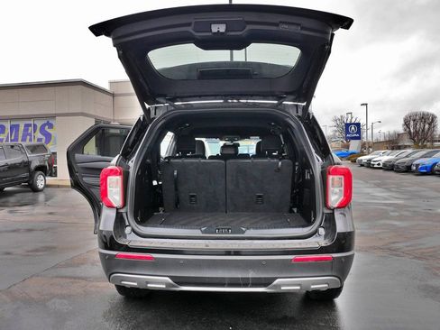 Used 2020 Ford Explorer XLT w/ Equipment Group 202A image 15