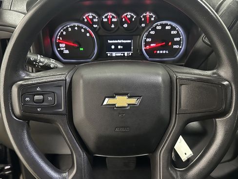 Used 2020 Chevrolet Silverado 1500 Custom w/ Custom Value Package image 10