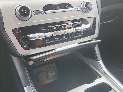 Used 2022 Ford Explorer Timberline image 26