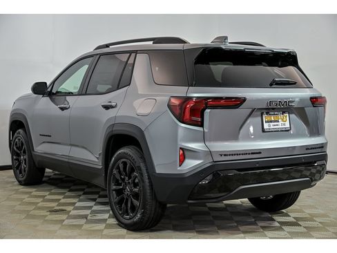 New 2027 GMC Terrain Elevation w/ Elevation Premium Package AWD/4WD image 4