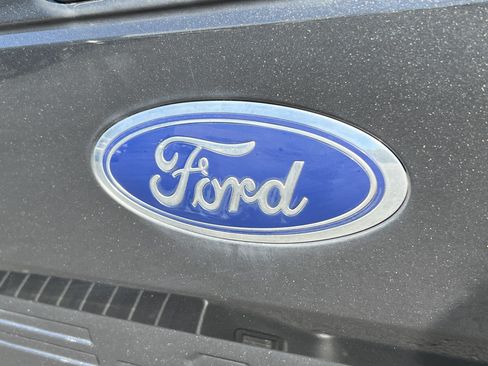Used 2019 Ford F150 XL w/ Equipment Group 101A Mid AWD/4WD image 8