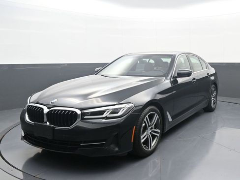 Used 2022 BMW 530i xDrive w/ Convenience Package image 1
