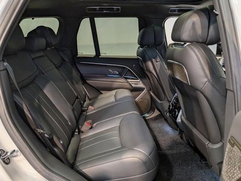 New 2025 Land Rover Range Rover Autobiography image 29