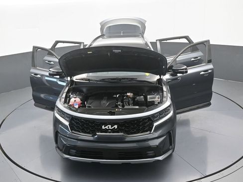 Used 2023 Kia Sorento SX image 90