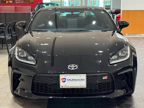 New 2026 Toyota GR86 Premium RWD image 2