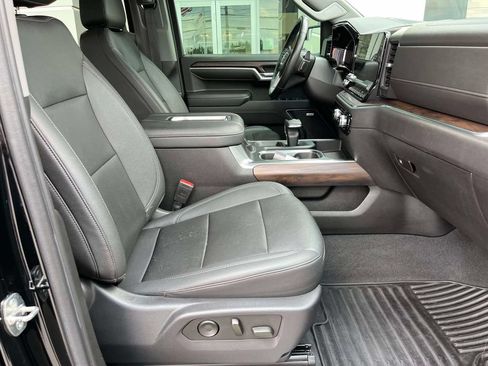 Used 2022 GMC Sierra 1500 SLT w/ SLT Convenience Package AWD/4WD image 21